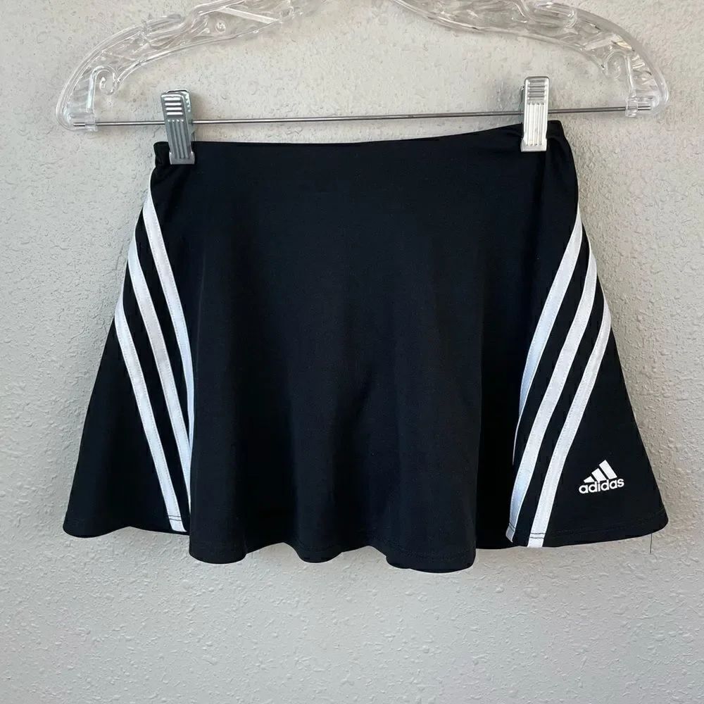 NWT Adidas Girls Athletic Skirt Size S (7/8)